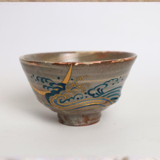 Kyo-yaki Ceramic Tea Bowl – Vintage Japanese Kintsugi Gold Wave Chawan for Ceremonial Matcha Tea Ritual