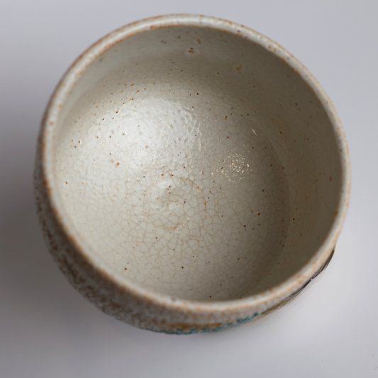 Kutani Ware Matcha Chawan by Gyokuryu – White Crackle Glaze with Pine Tree Motif | Japanese Tea Bowl - No box